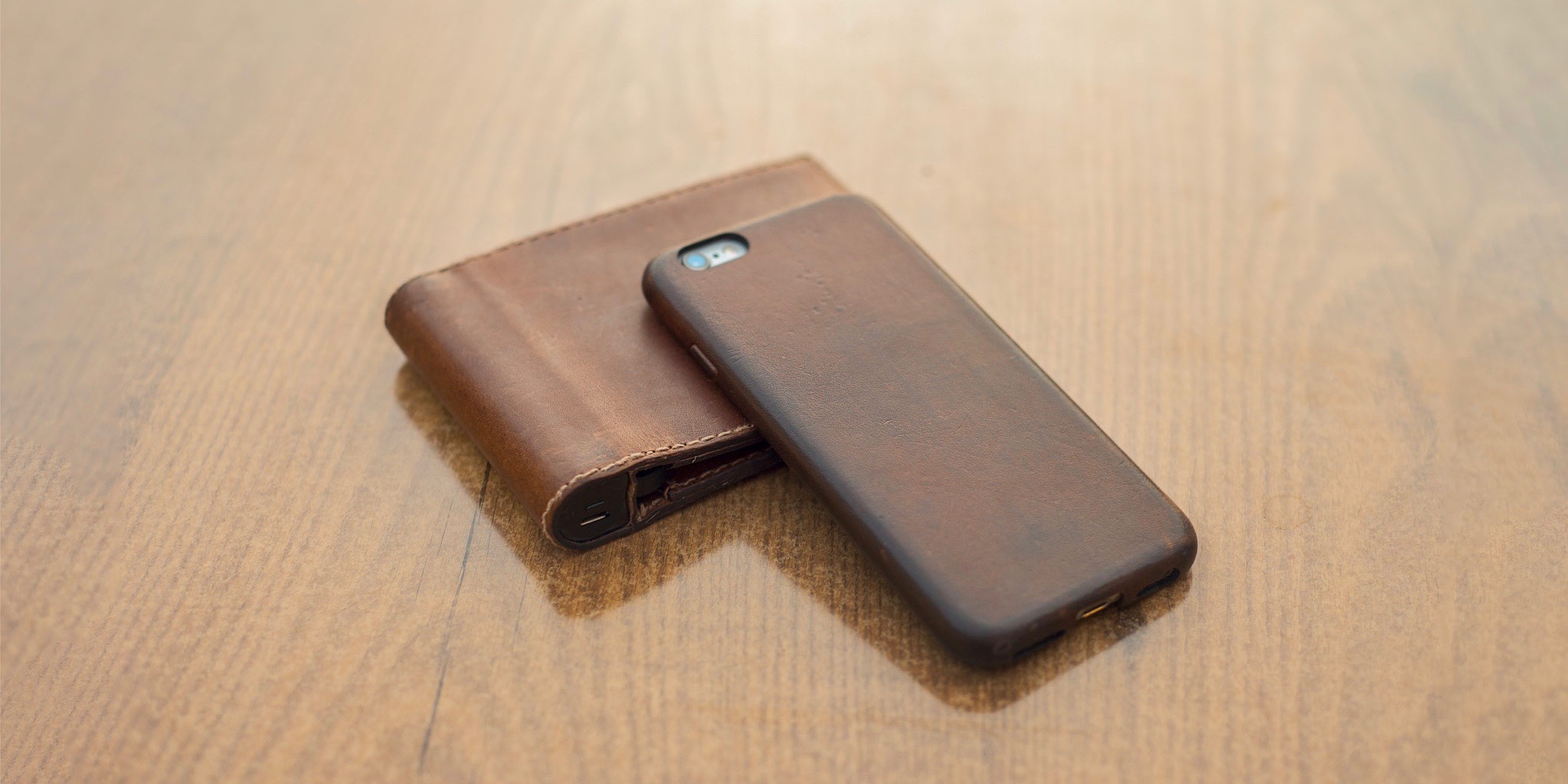Nomad – Genuine leather wallet and iPhone case