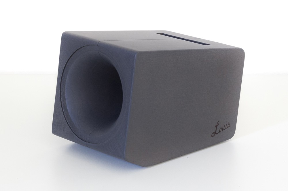 NewBlack – Louis Speaker