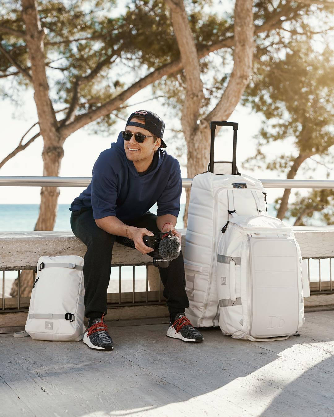 Douchebags – Modern Travel Gear