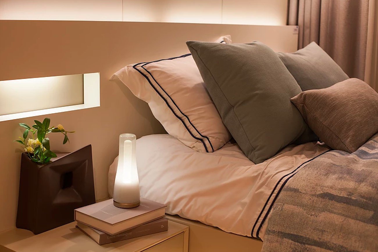 Lumir S Glass Table Lamp