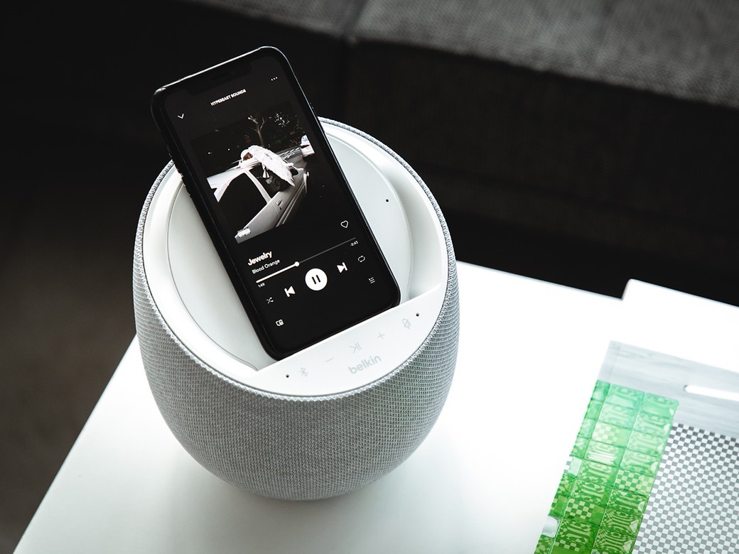 Belkin Soundform Elite Hi-Fi Smart Speaker + Wireless Charger