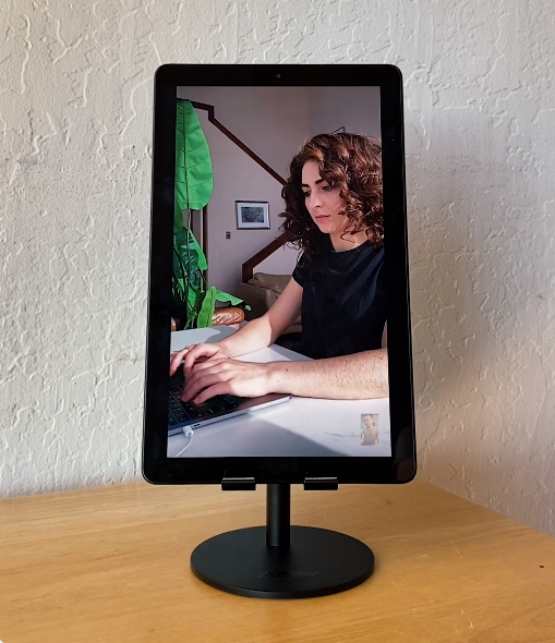 Sidekick Always-On Video Screen