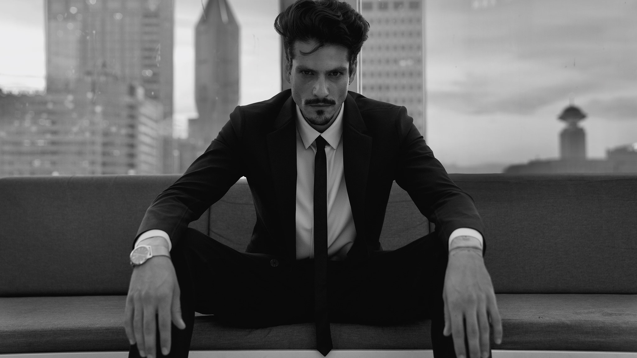 X-Suit – The World’s Most Comfortable Suit