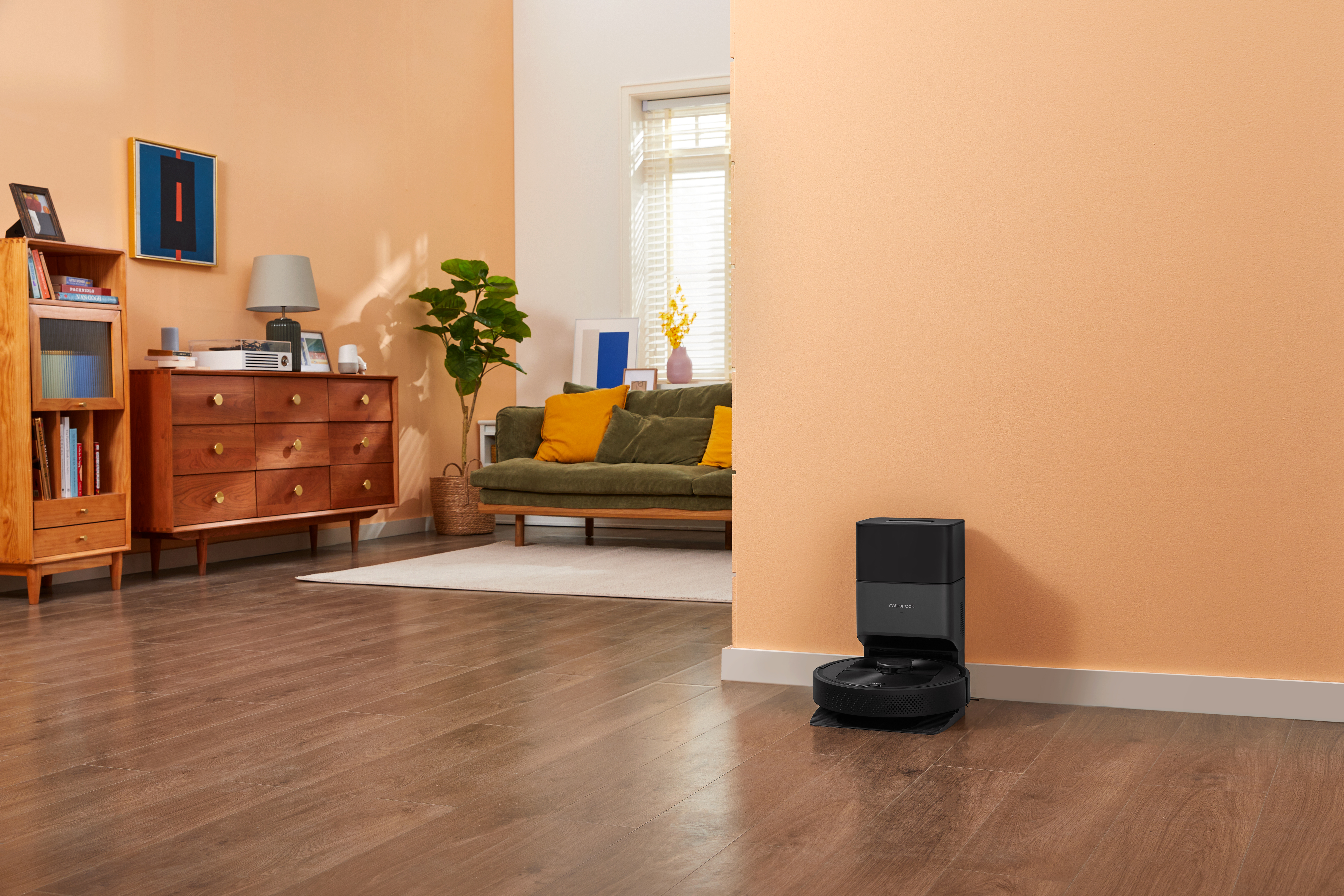 Roborock Q5+ with Auto Empty Dock