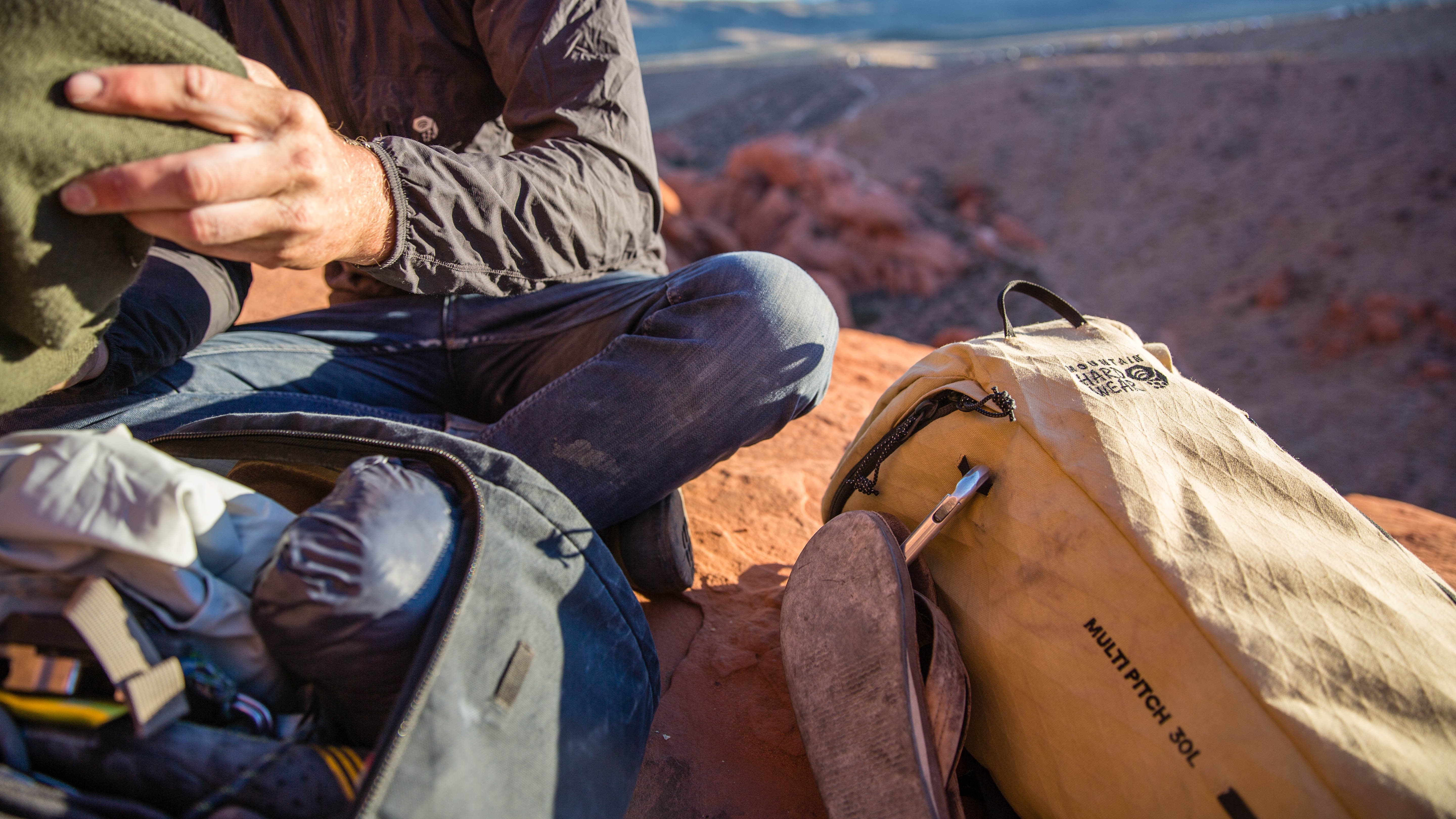 Mountain Hardwear Spring Essentials 2023