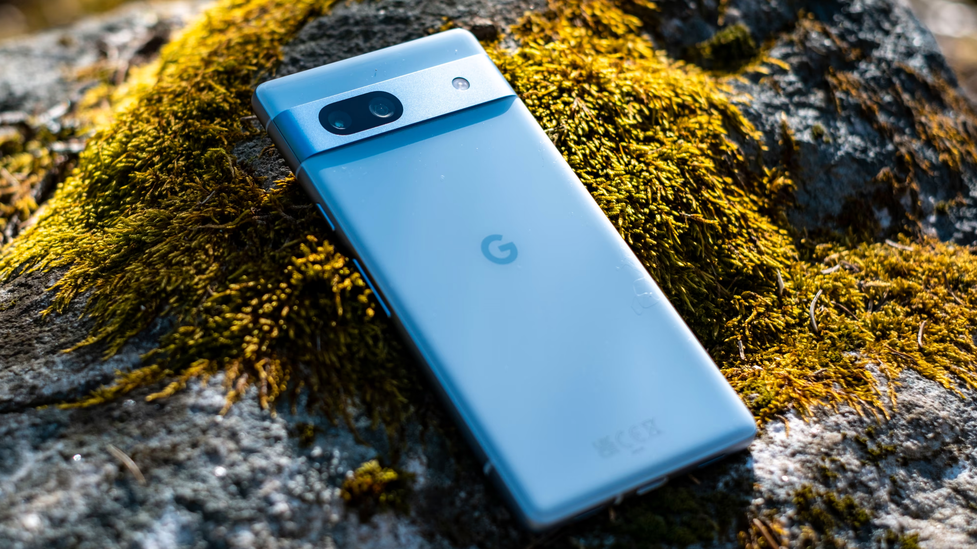 Google Pixel 7a: A Goldilocks Tale of Perfect Smartphone Balance