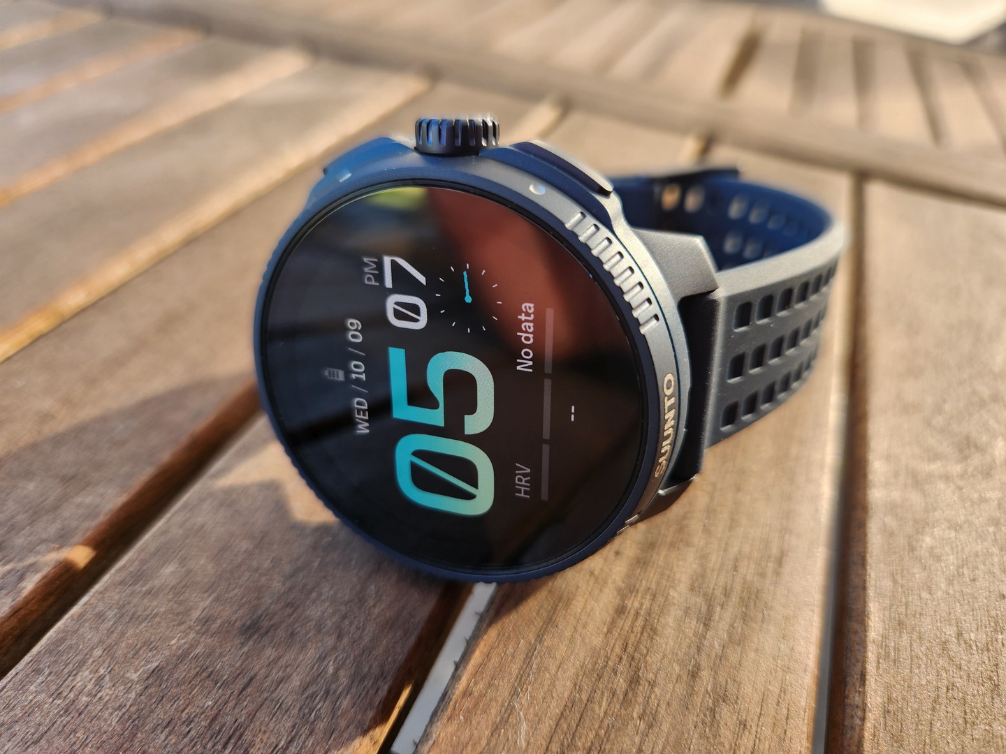 Suunto’s Winning Combo: The Race Watch and Wing Headphones That Elevate Your Performance