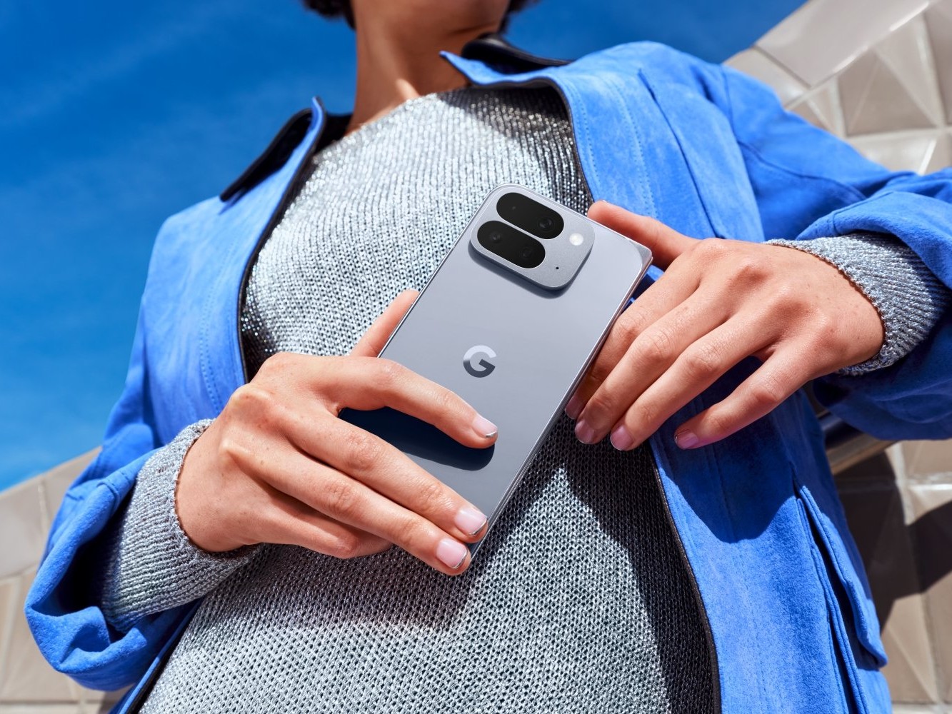 Google’s Heavyweight Champion: A Pixel 10 Pro Fold Review